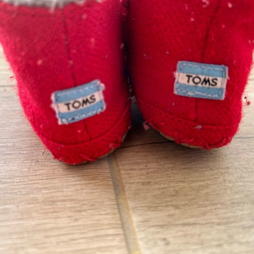 TOMS soft sole baby shoes used, size 19.5