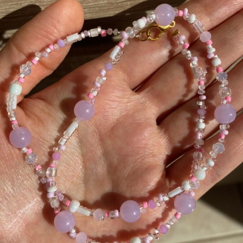 Handmade earrings and necklace set in pink shades