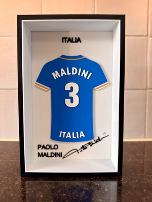 3D Jersey Frame Paolo Maldini Italia New Collectible Decoration