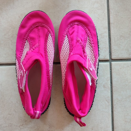 Girls' sea shoes used, size 32-33, pink