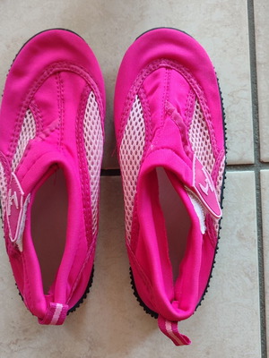 Girls' sea shoes used, size 32-33, pink