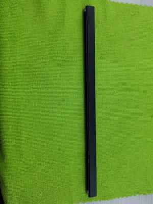 MacBook Pro hinge cover