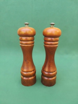 Morel Design pepper and salt mills, solid wood, vintage 1980s-1990s