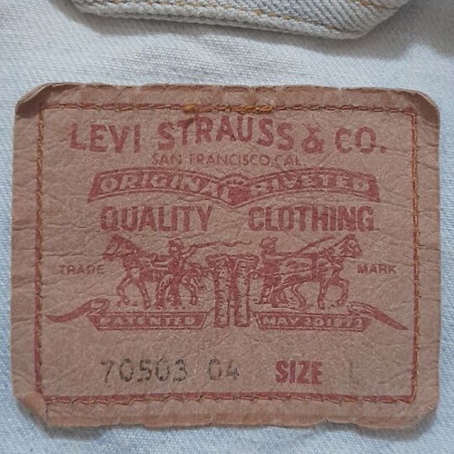 Levi's 70503 04 vintage denim jacket, size L, light blue
