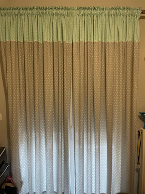 Children's curtains like new
