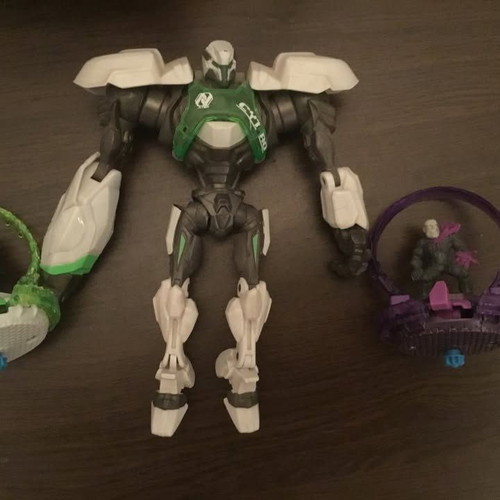 Maxstreel Cytro figure and Extroyer and Cytro spinning tops like new