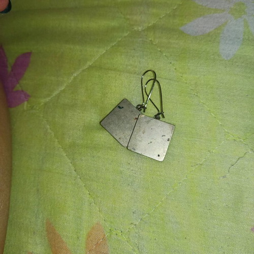 Dangling earrings used
