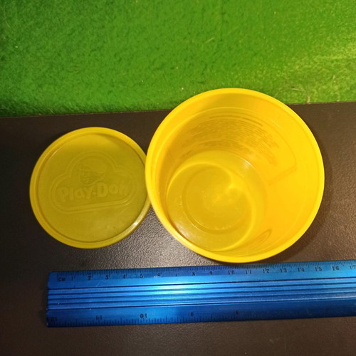 Play Doh El Greco empty modeling clay container used, collectible