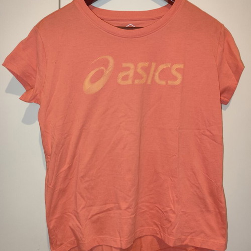 Asics coral T-shirt medium used