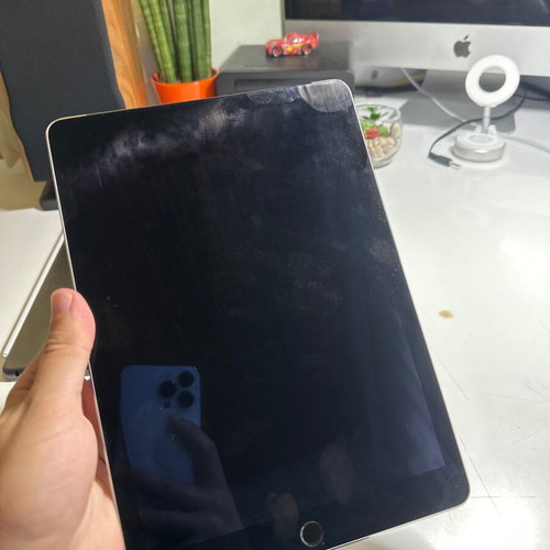 Apple iPad Air 2 wifi+4G 9.7" (16 GB/A7/iOS)