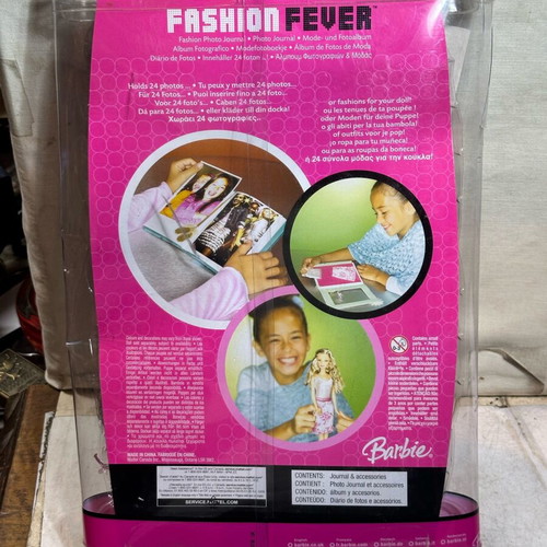 Barbie Fashion Fever photo journal and outfit set like new, collectible