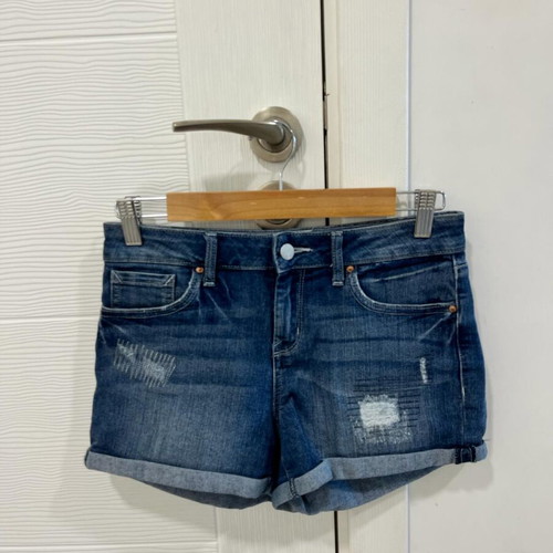 Jessica Simpson denim shorts size 26 like new, distressed