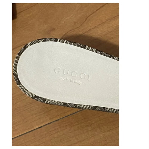 Gucci sandals like new vintage size 39.5