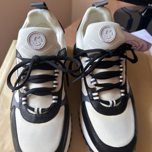 Michael Kors unisex sneakers like new, size 41, black and white