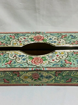 Vintage metal tissue box holder used