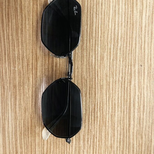 Ray-Ban Octagonal Classic RB3556N sunglasses like new, grey gradient lenses