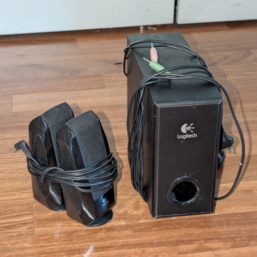 Logitech S220 2.1 Desktop Speakers used