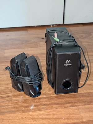 Logitech S220 2.1 Desktop Speakers used