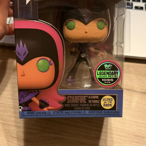 Funko Pop! Starfire LE 1096 vinyl figure