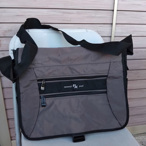 Essential Rx Pack laptop messenger bag like new, gray-black