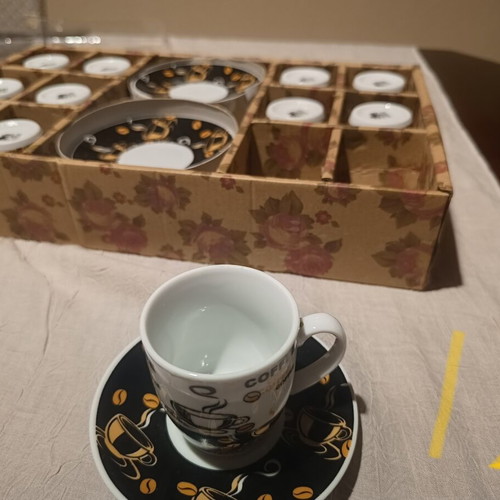 Coffee and tea cups set, like new, pack of 12