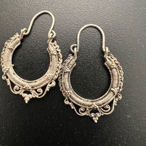 Silver 925 Bohemian style earrings like new