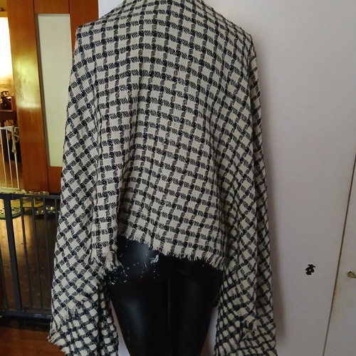 Pashmina wool scarf like new, white and beige