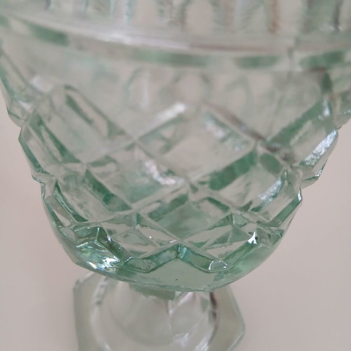Vintage glass in like new condition