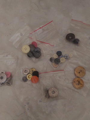 Various buttons new, all 0.5