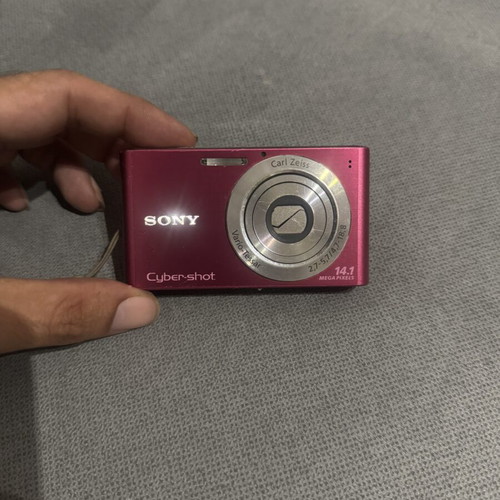 Sony Cyber-shot DSC-W320 14.1 Megapixels camera used