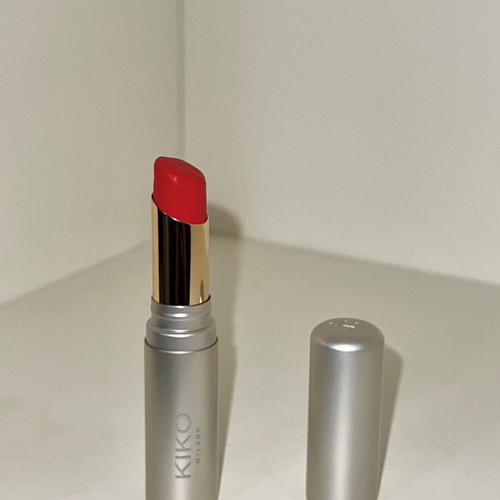 Kiko Milano Shiny Lip Stylo lipstick used once
