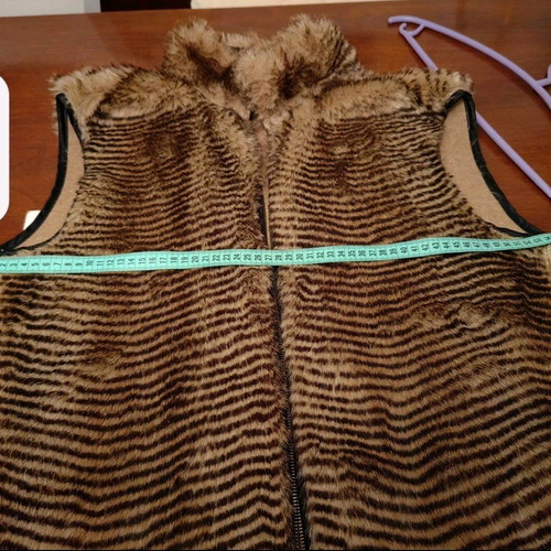 Synthetic fur vest brown like new with decorative zipper