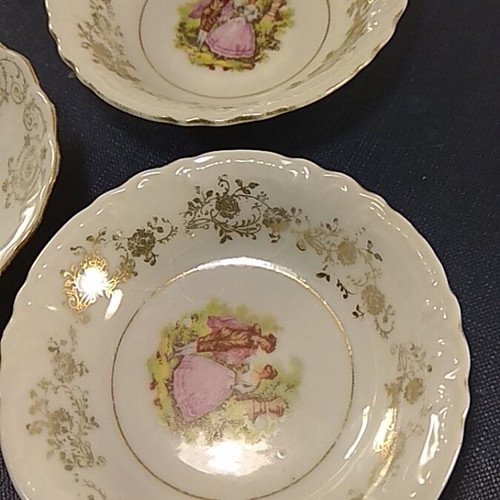 Japanese porcelain dessert plates used set of 3