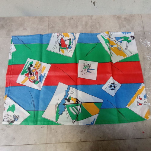 Collectible pillowcase with sports theme, like new, 1990s