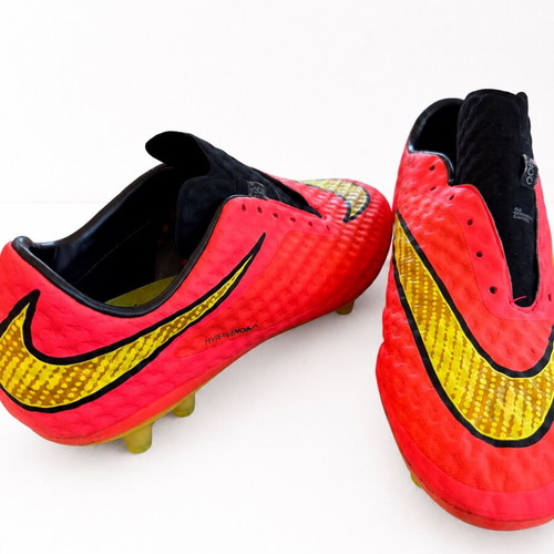 Nike Hypervenom Phantom Hyper Punch WC 2014 football shoes used, size 45, red and yellow