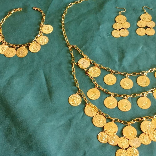 Unique jewelry set necklace, bracelet and earrings, new, copper-zinc alloy