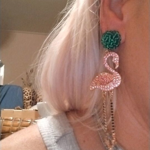 Flamingo stud earrings like new, impressive