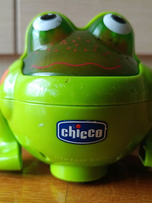 Βρεφικό παιχνίδι βατραχάκι Chicco μεταχειρισμένο
