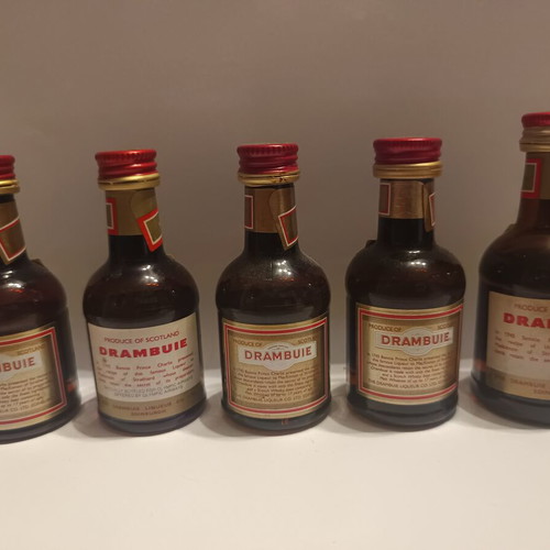 Drambuie liqueur miniatures, pack of 5, 50ml