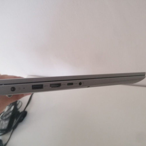 Lenovo Ideapad 1 15" laptop 16GB RAM 512GB SSD Ryzen 3 7000