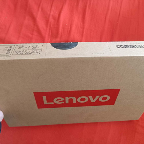 Lenovo V15 G4 AMN laptop Ryzen 5 16GB 512GB SSD Radeon Windows 11 Pro new