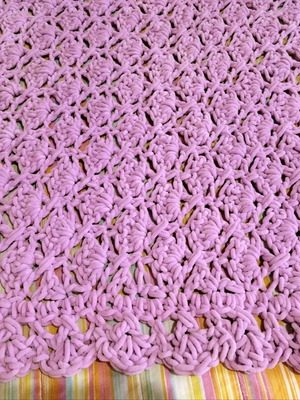 Handmade baby blanket 105x85 cm lilac with soft baby yarn