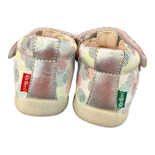 Kickers leather sandals used for girls size 24 multicolor