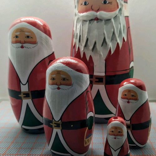 5 Christmas dolls Santa Claus that nest/handmade