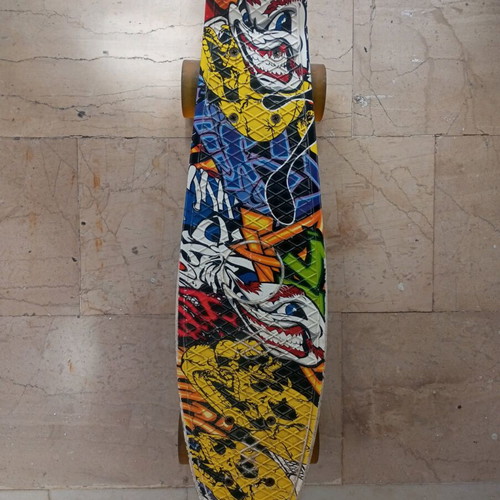Penny Board skateboard like new with crazy graphics