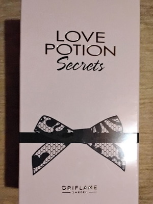 Love Potion Secrets Oriflame Eau de Parfum 50ml καινούργιο