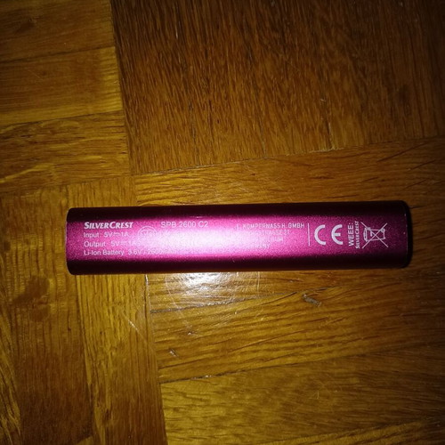 Silvercrest power bank like new with cable, 2,600 mAh, purple