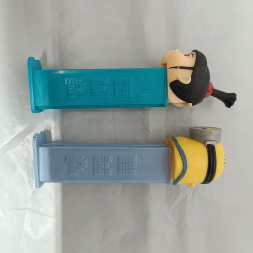 Lot Pez Despicable Me used figures with scratches