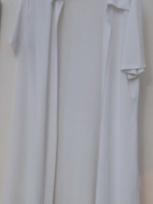 Tunic white like new, sizes XL and XXL