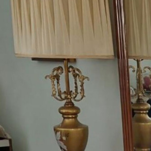Living room lamp like new